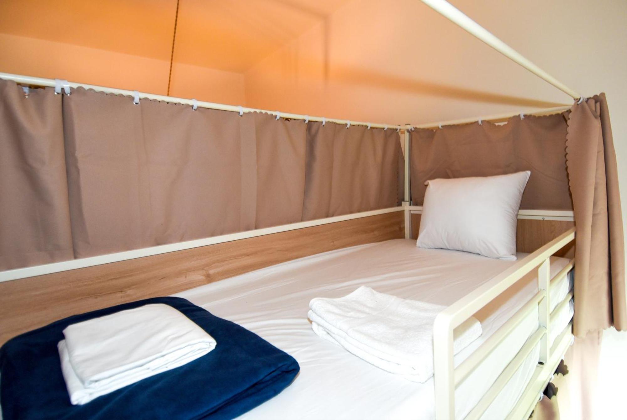 Caravan Hostel Dc Washington Exteriör bild