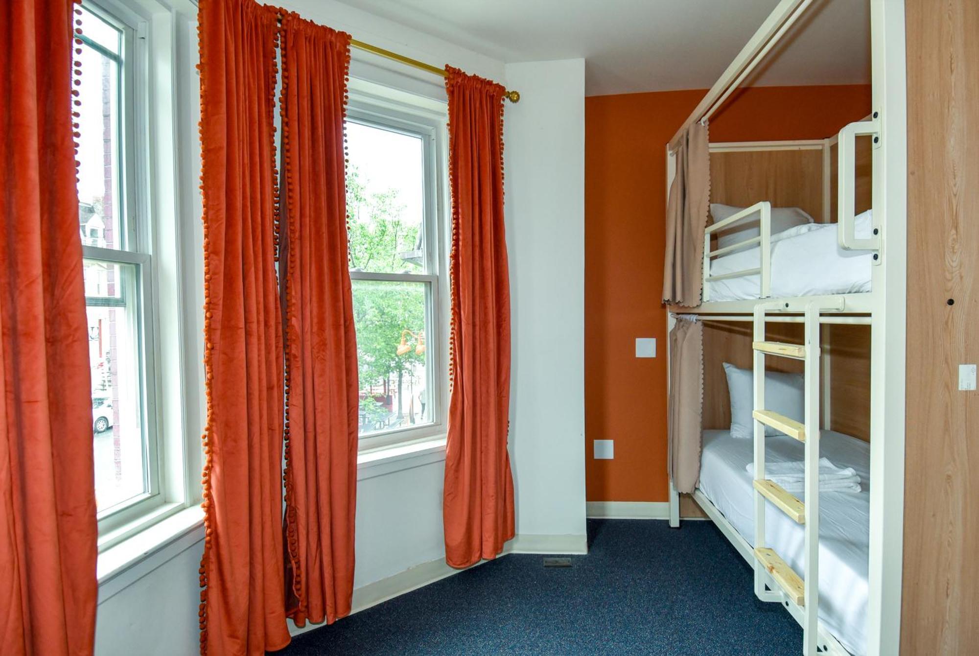 Caravan Hostel Dc Washington Exteriör bild