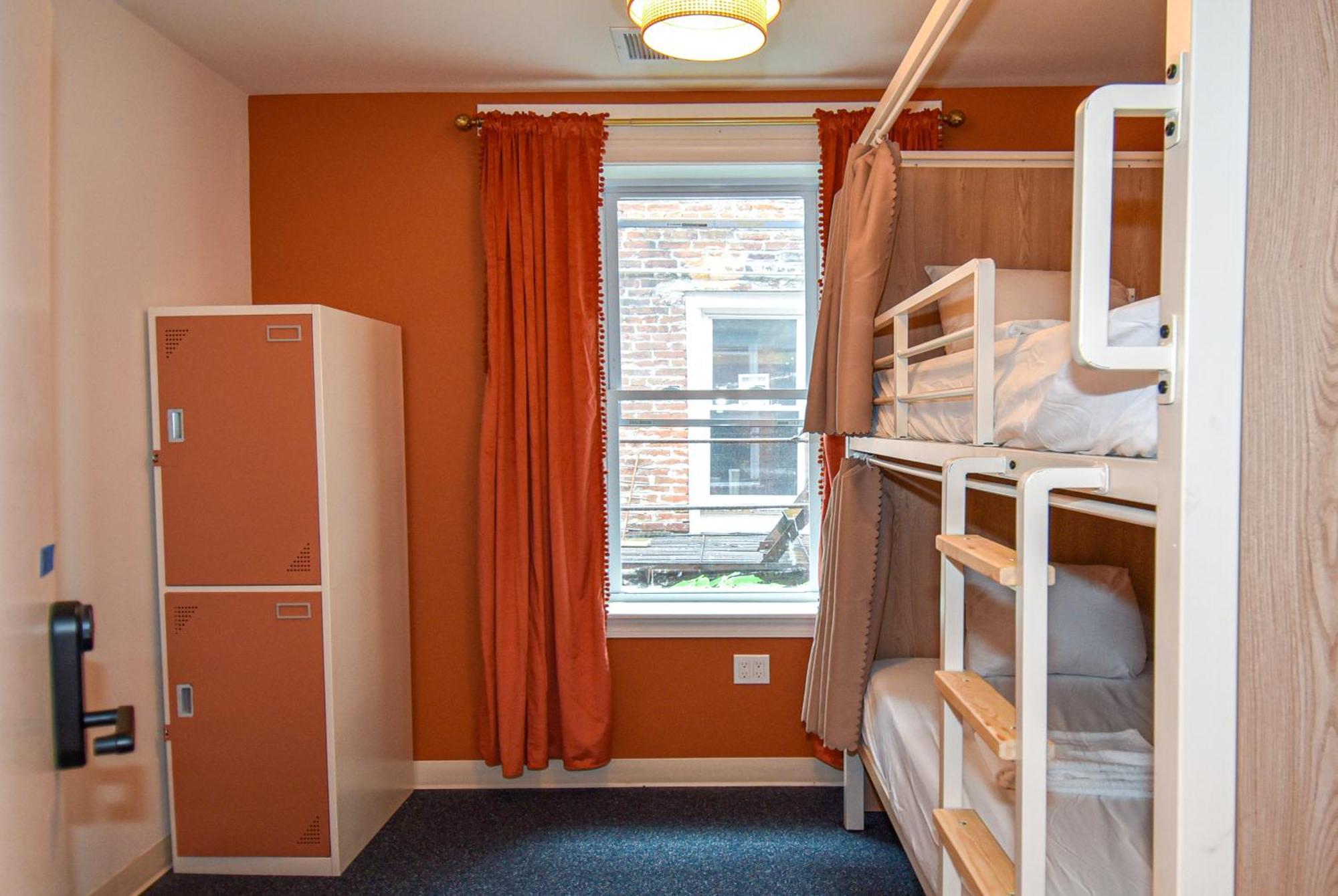 Caravan Hostel Dc Washington Exteriör bild