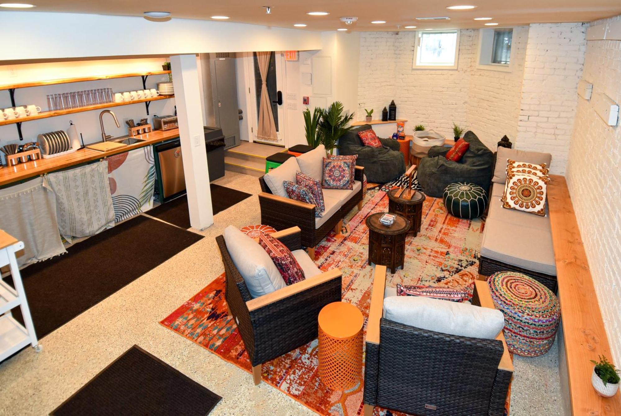 Caravan Hostel Dc Washington Exteriör bild